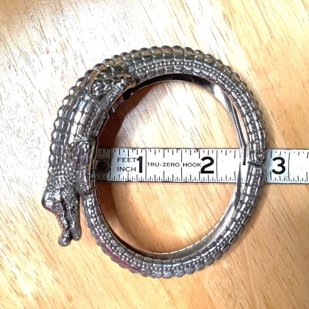 Brighton Later Gator Swarovski Crystal Silver Alligator Hinged Bangle Bracelet - Picture 15 of 16
